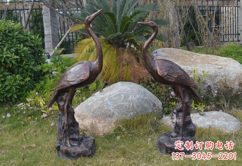 烟台站立仙鹤雕塑 (2)