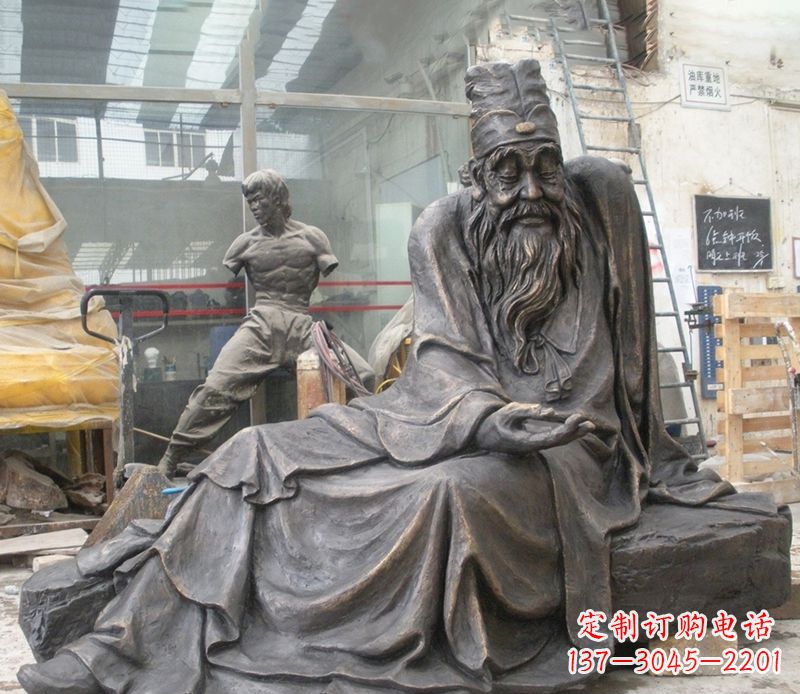烟台张仲景铜雕
