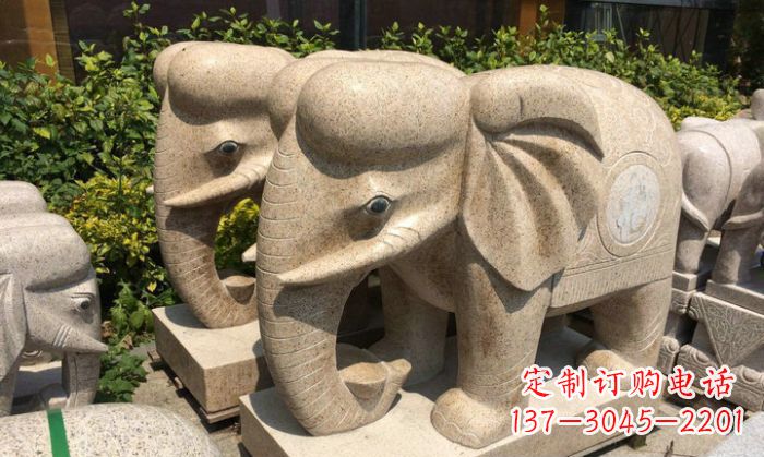 烟台招财进宝砂岩大象石雕