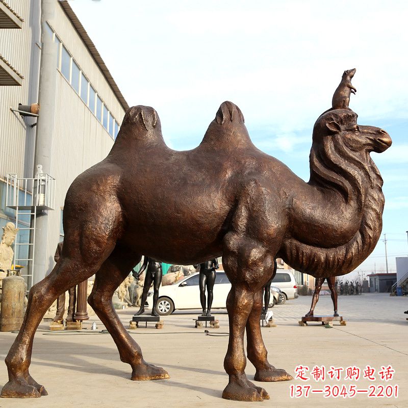 烟台铸铜骆驼雕塑